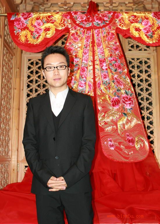 李玉刚